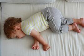 Gündüz Uykusu Ne Zaman Azalır?