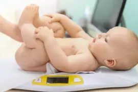 Bebeklerde Boy ve Kilo Gelişimi Nasıl Takip Edilmeli?